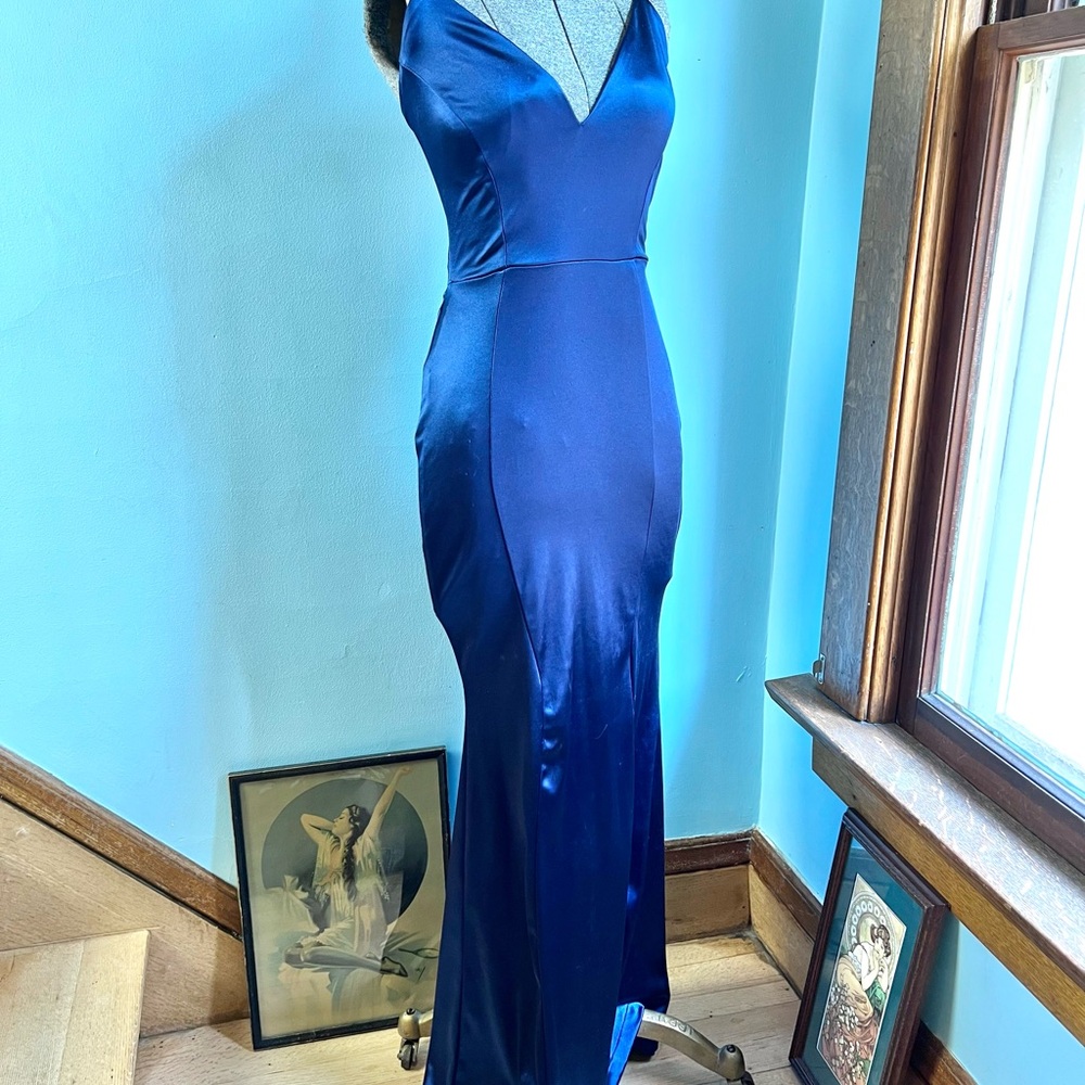 Windsor Elegant Royal Blue Satin V-Neck Low Back Evening Dress